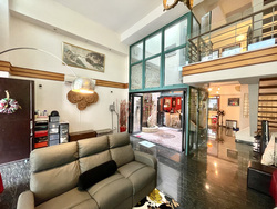 Kew Vale (D16), Terrace #309665411